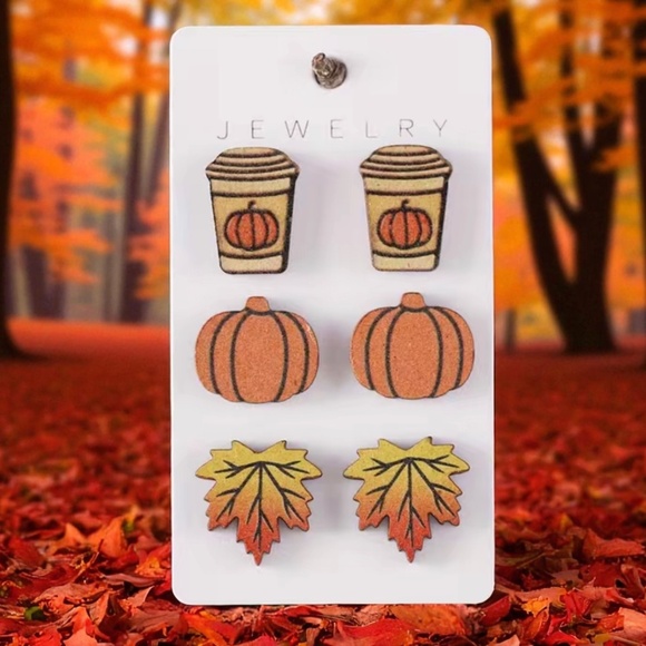 🍁New🍁 3 Pairs Maple Leaf Studs Earrings Set Autumn Harvest Pumpkin Fall Cups - Picture 1 of 5